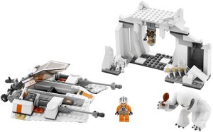LEGO 8089 Hoth Wampa Cave