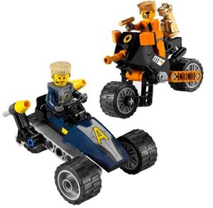 LEGO 8967 Vlucht van Goldtooth